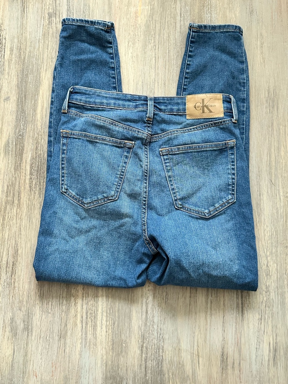 Calvin Klein Jeans Women’s High Rise Skinny Ankle Jeans - Picture 5 of 8